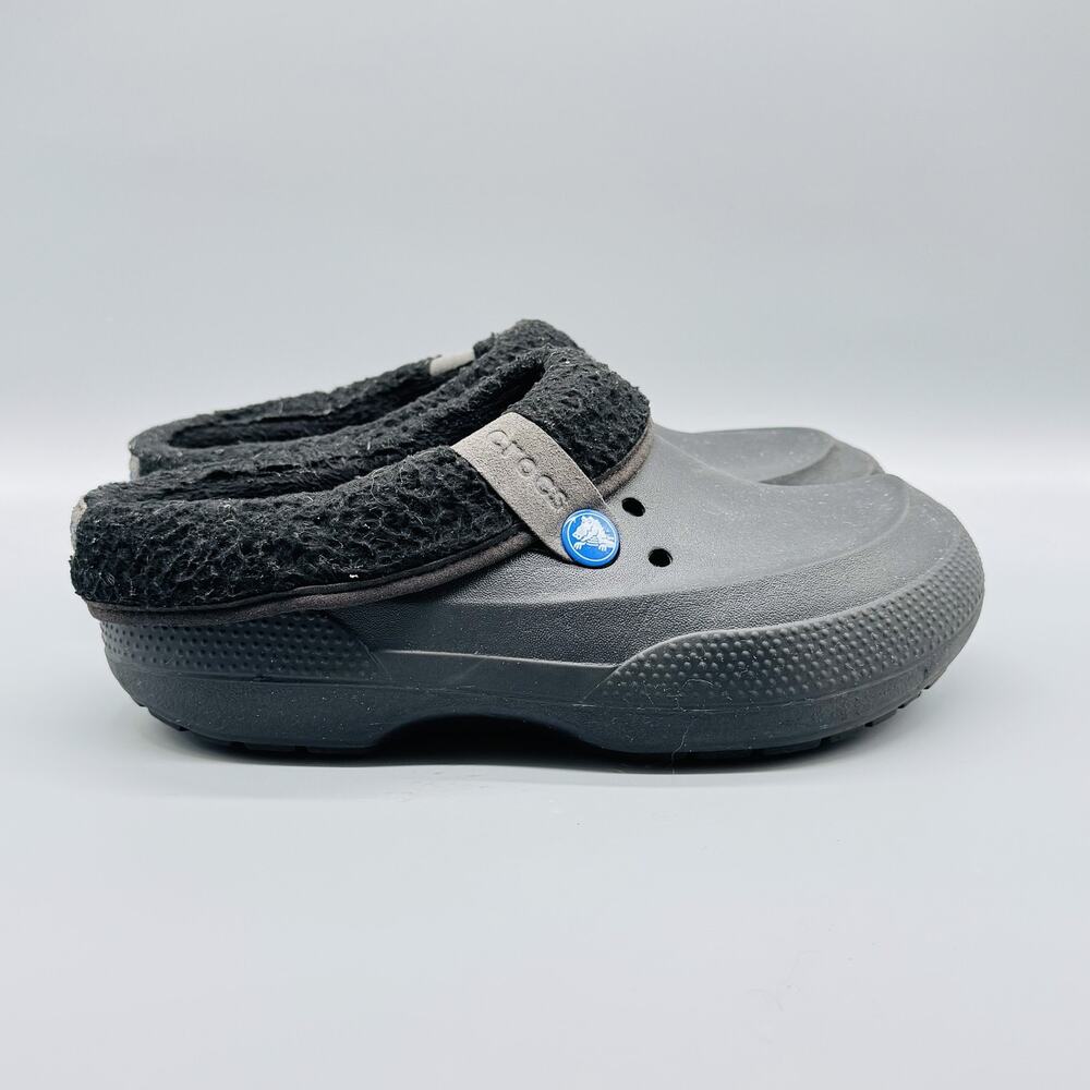 CROCS Black Fuzzy Lined Flats
